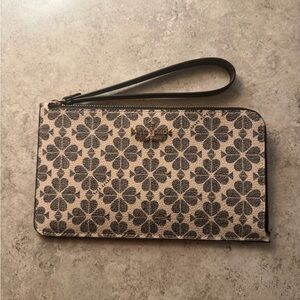 Kate Spade Black and Cream Floral Wristlet